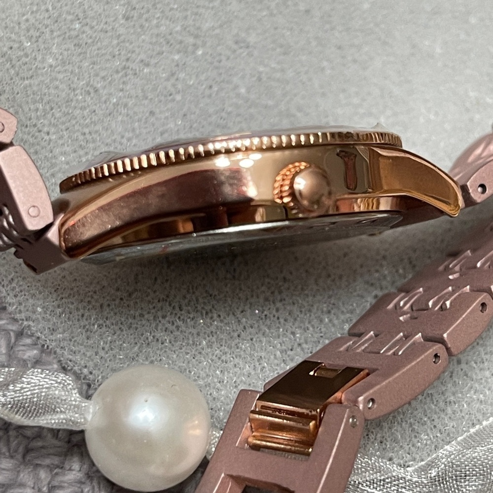 ISAAC MIZRAHI LIVE! Bezel Watch in light Pink - Picture 10 of 14